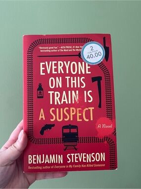 📚 4/25$ 📚 Everyone on This Train Is a Suspect by Benjamin Stevenson